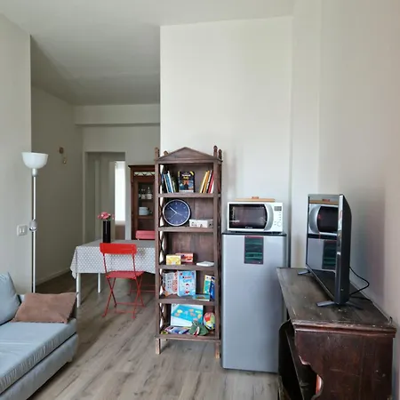 Casita Navigli 2rooms 5beds Freewifi Ac Apartment Milan