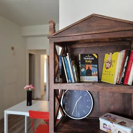 Casita Navigli 2rooms 5beds Freewifi Ac شقة *